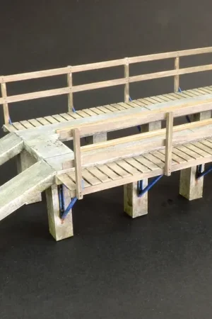 Tijdelijk Beschikbaar [ PLUSMODEL581 ] Plusmodel Servis Ramp 1/35