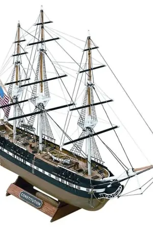 1/330 U.S.S.Constitution Mamoli mm64 Koop Online