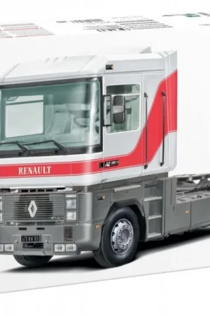 1/24 Renault AE500 Magnum Italeri 3969S Nieuw