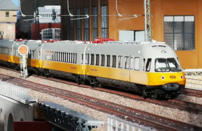 L.S. Models 16005DCS - 4-delige set Lufthansa DB 403. DC-sound Gratis Retour