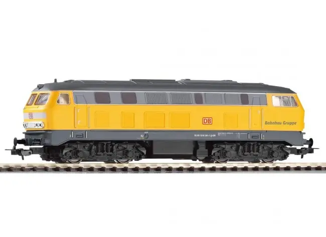 Koop Online Piko 57902 - Diesellok BR 218 DB Netz VI + DSS 8pol.