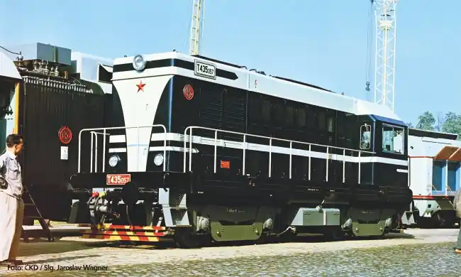 Veilige Betaling Piko 52437 - Diesellok T435 Blau ČSD III + DSS PluX22