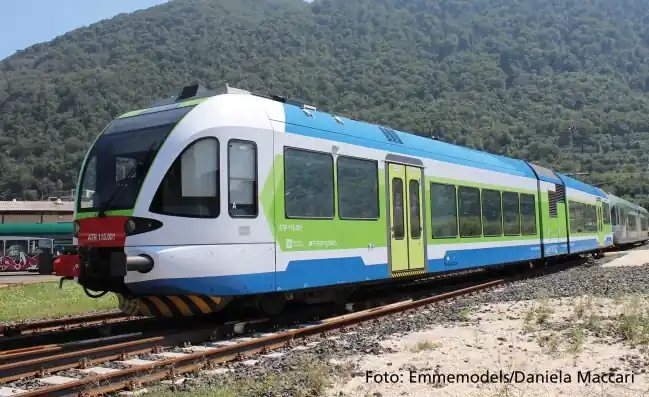 Piko 59126 - Dieseltriebwg. GTW 2/6 "Stadler" ATR 115 Ferrovia Nord Milano VI + DSS 8pol. Laatste Kans