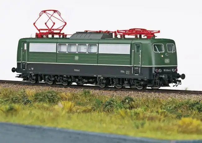 Aanbieding Trix 25651 - E-Lok BR 151 DB