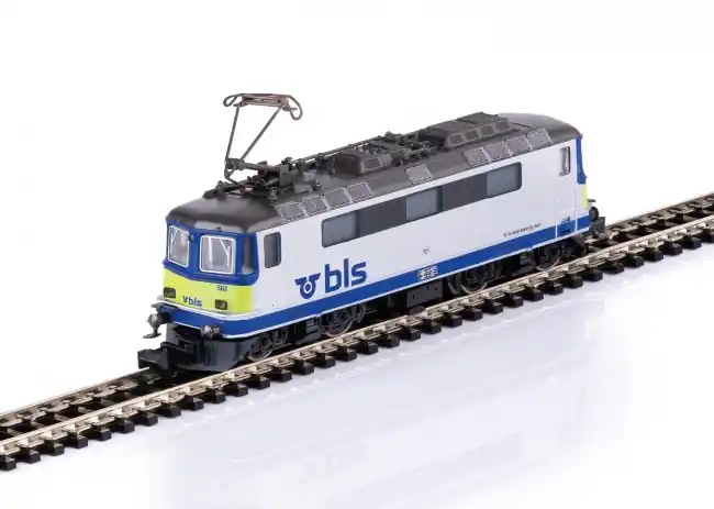 Trix 16884 - E-Lok Re 420 BLS Superprijs