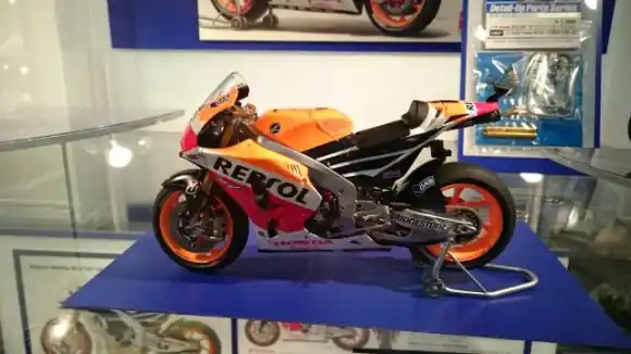 HONDA RC213V 2014 Koop Online