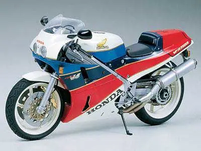 HONDA VRF750 R Laatste Kans