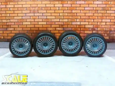 Koop Online FONDMETAL CLK-GTR 18 INCHES SLICKS
