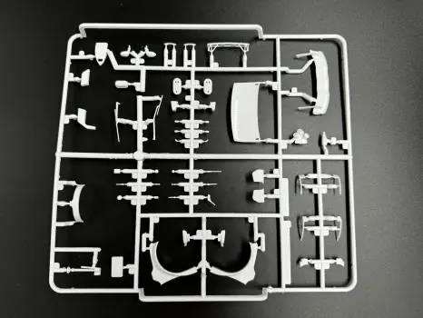 BEL017 sprue G Merkproduct