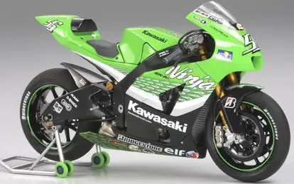 CARBON TEMPLATE KAWASAKI NINJA ZX-RR Merkproduct