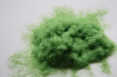 Tijdelijk Beschikbaar LIGHT GREEN GRASS FIBRES - 2MM
