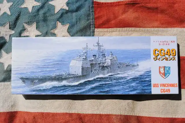 Must-Have Fujimi 41104 USS VINCENNES CG49 Guided missile cruiser Ticonderoga-class