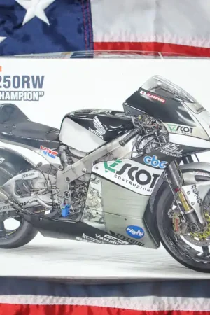Weekendaanbieding Hasegawa 21501 Scot Racing Team Honda RS250 RW 2009 WGP250 Champion