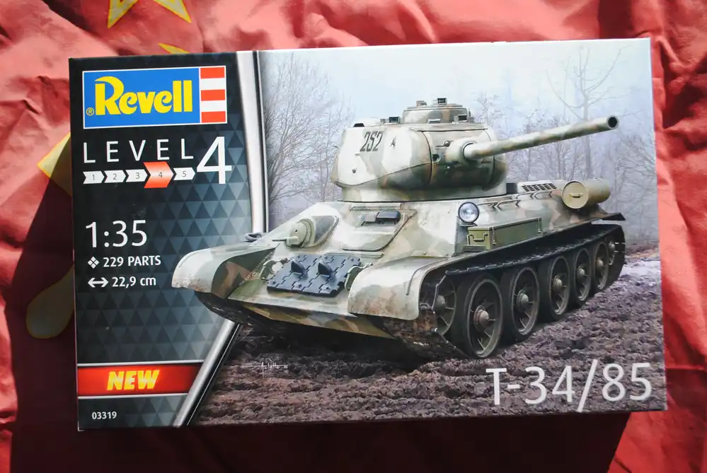 Revell 03319 T-34/85 Fabrieksprijs