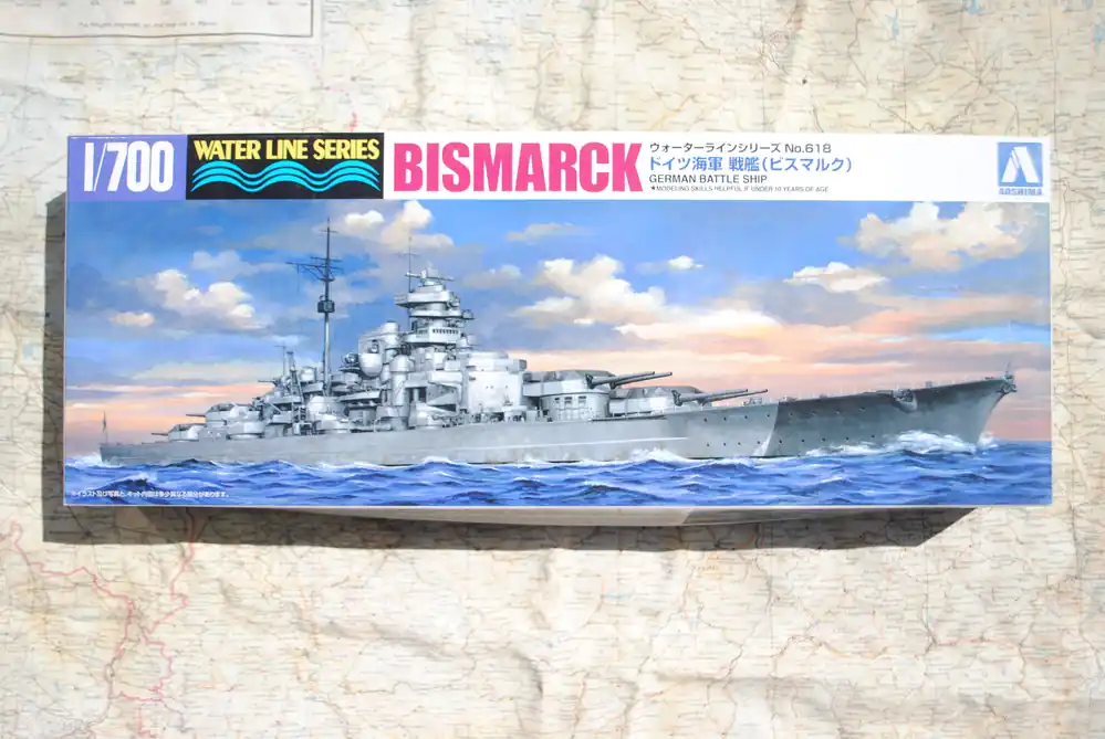 AOSHIMA 042595 German Battleship Bismarck Gratis Retour