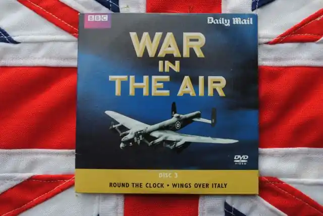 WAR in THE AIR ‘Round the Clock / Wings over Italy‘ DISC 3 Fabrieksprijs