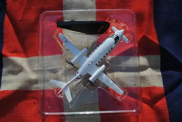 Koop Vandaag Italeri 48116 P-180 Avanti II