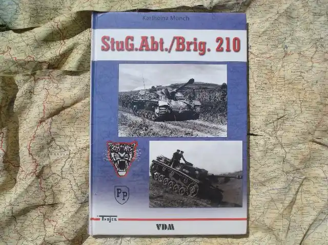 TC.978-3-86619-022-1 StuG.Abt./Brib.210 Finale Uitverkoop