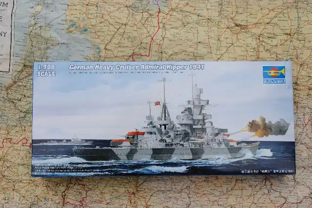 TR05776 German Heavy Cruiser Admiral Hipper 1941 Flitsaanbieding
