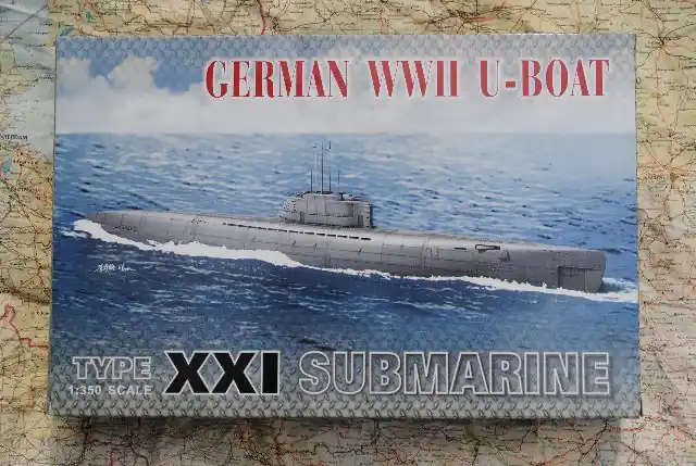 Direct Verzonden SE73501 German U-Boat TYPE XXI