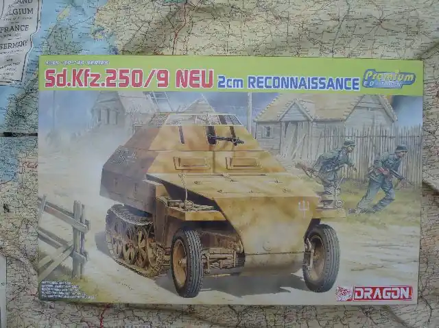 Rechtstreeks Van De Fabrikant DML6316 Sd.Kfz.250/9 Neu 2cm RECONNAISSANCE