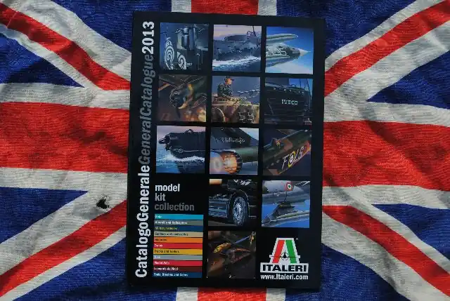 02013 Italeri Catalogus 2013 Express Levering