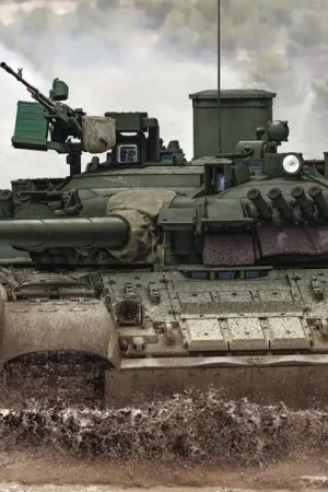 Uitverkoop 1 35 Rye Field Model 5105 T-80U - Russian Main Battle Tank Plastic Modelbouwpakket