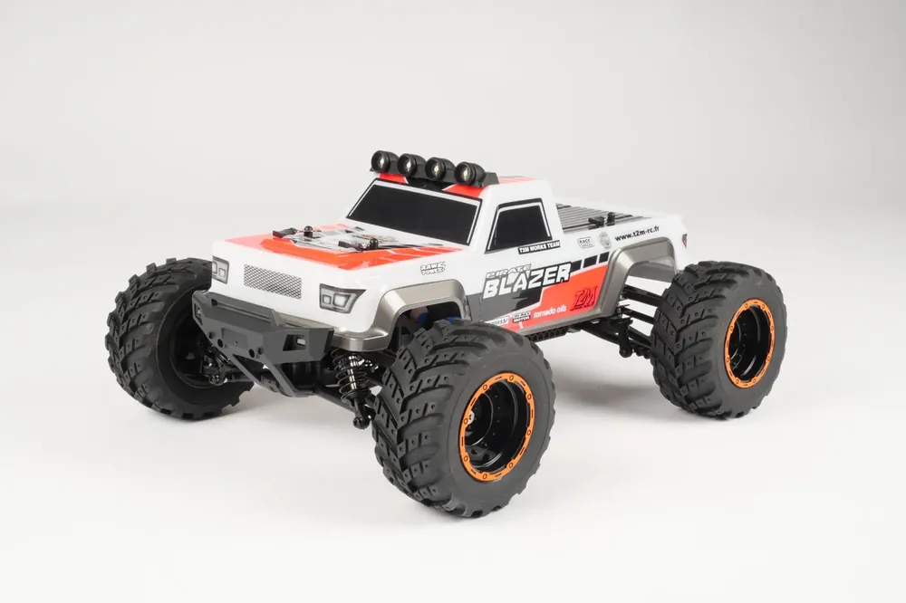 Tijdelijk Beschikbaar T2M Pirate Blazer electro truck RTR (met verlichting!)