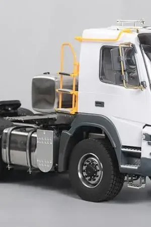 RC4WD 1/14 6x6 Nashorn Semi Truck (FMX) (VV-JD00035) Dagaanbieding