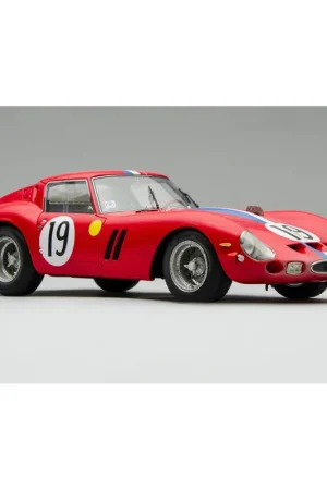 Ferrari 250 GTO Le Mans 1962 "Race verweerd" 1/18 Amalgam Koop Online