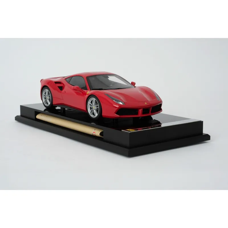 Ferrari 488 GTB 1 18 Amalgam Must-Have