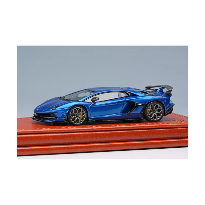 Goedkoop Lamborghini Aventador SVJ 1/64 Make-Up Titan64