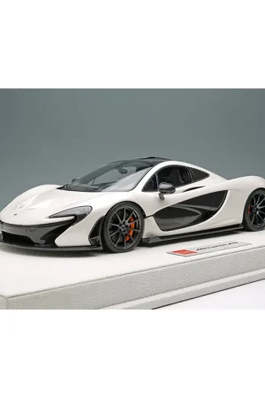 Superprijs McLaren P1 2013 (Pearl White) 1/18 Make-Up Eidolon