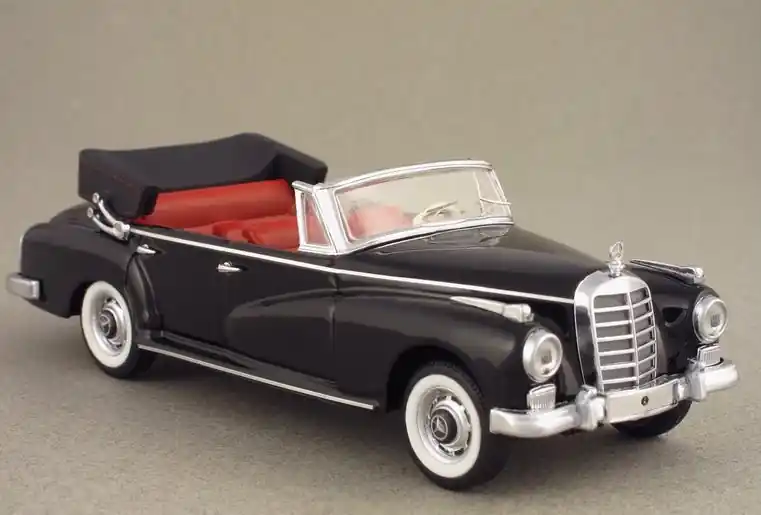 Exclusieve Aanbieding Mercedes-Benz 300/D Cabrio 1958 - 1 43 - Rio