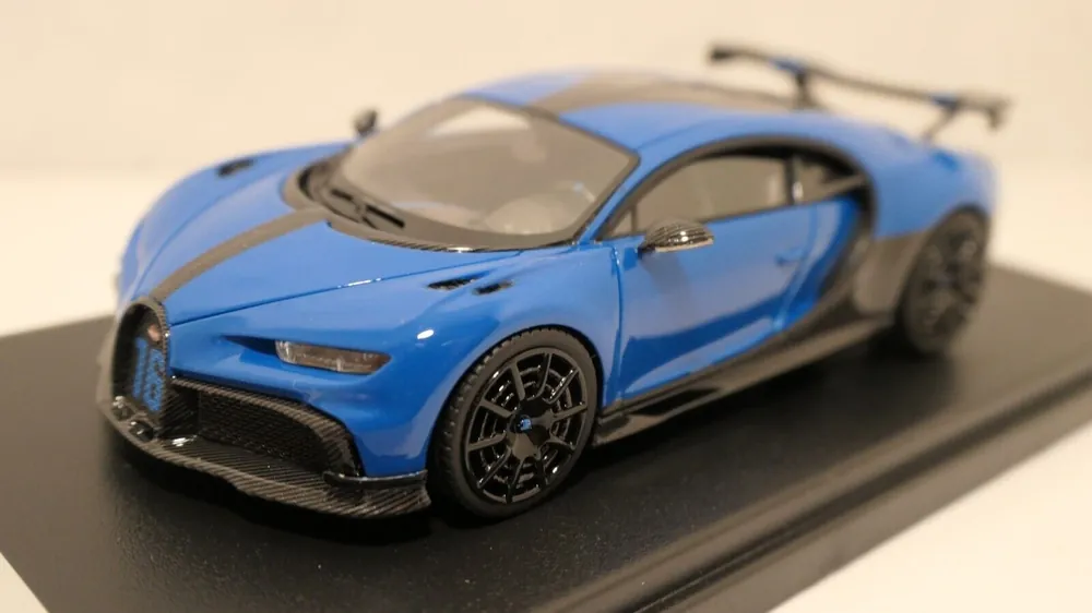 Bugatti Chiron Pur Sport 16 2020 - 1 43 - LookSmart Koopje