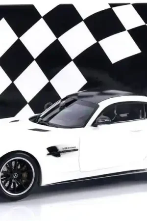 Aanbieding Mercedes-AMG GTR 2021 - 1 18 - Minichamps