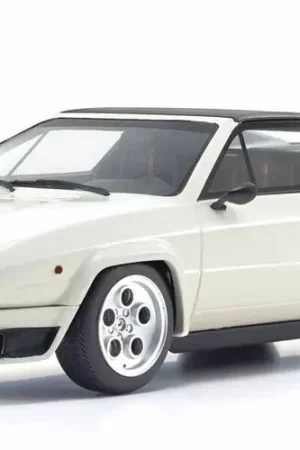Finale Uitverkoop Lamborghini Silhouette Coupe 1976 - 1 18 - Kyosho