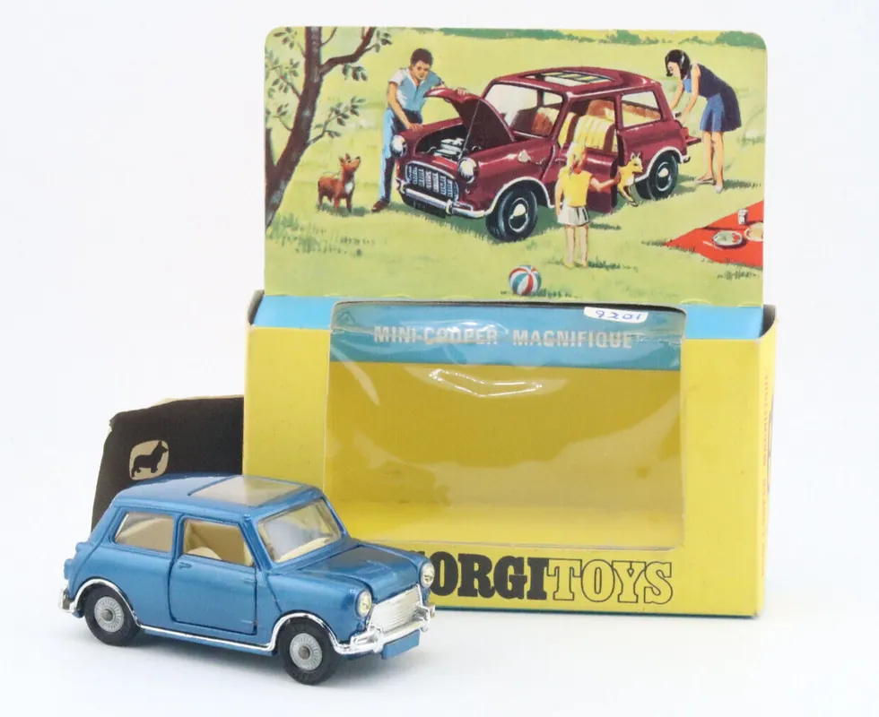 Mini Cooper 1968 - 1 43 - Corgi Aanbieding