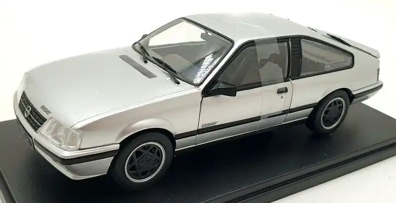 Opel Monza A2 GSE 1983 - 1 24 - Whitebox Gecertificeerd