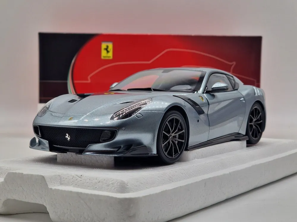 Bestseller Ferrari F12 TDF 2015 - 1 18 - BBR