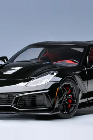 Op = Op Chevrolet Corvette C7 ZR1 2017 - 1 18 - AUTOart