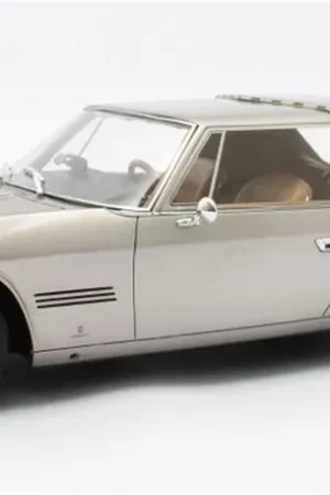 Aanbieding Ferrari 330 GT Shooting Brake Vignale 1968 - 1 18 - Matrix Scale Models