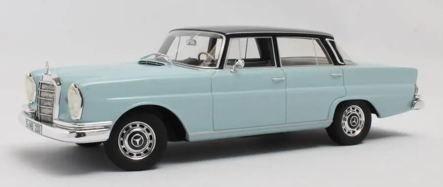 Aanbieding Mercedes-Benz 220SE (W111) 1959 - 1 18 - Cult Scale Models