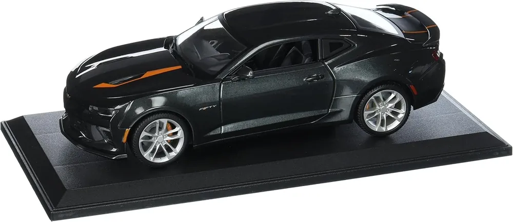 Chevrolet Camaro 50th Anniversary Edition 2017 - 1 18 - Maisto Aanbieding