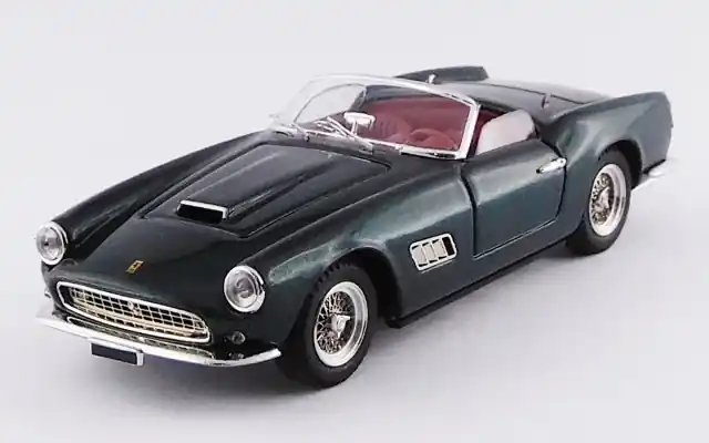 Bestel Nu Ferrari 250GT California Spider 1962 - 1 43 - Art Model