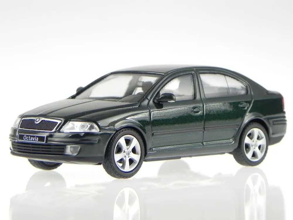 Skoda Octavia 2004 - 1 43 - Abrex Premium