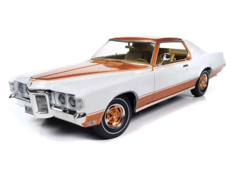 PONTIAC GRAND PRIX *ROYAL BOBCAT*, CAMEO WHITE 1969 Laatste Versie