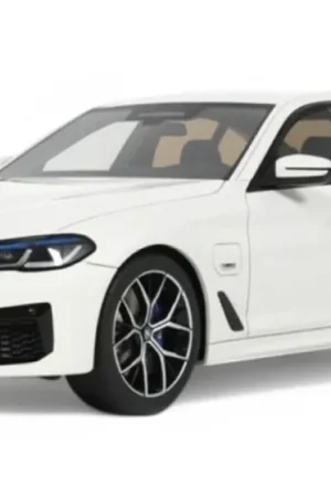 BMW 545E X DRIVE SALOON M SPORT ALPINE WHITE III 2023 Bestel Nu