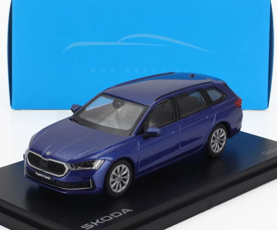 Shop Nu SKODA - SUPERB IV COMBI SW STATION WAGON 2023 - BLUE MET