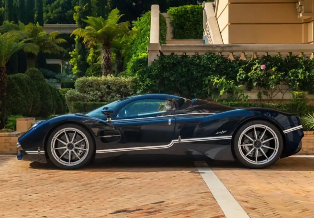 PAGANI UTOPIA BLU MIDNIGHT GLOSSY Alleen Vandaag